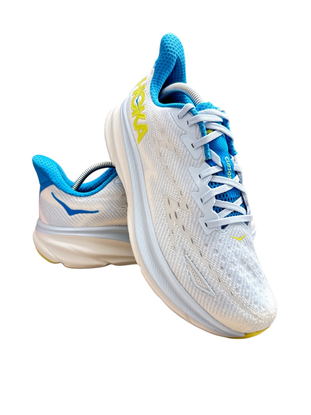 HOKA CLIFTON 9 SNEAKERS